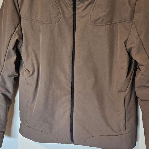 Paskho Minimalist Nylon Performance Puffer Jacket - Size Medium - Picture 3 of 11